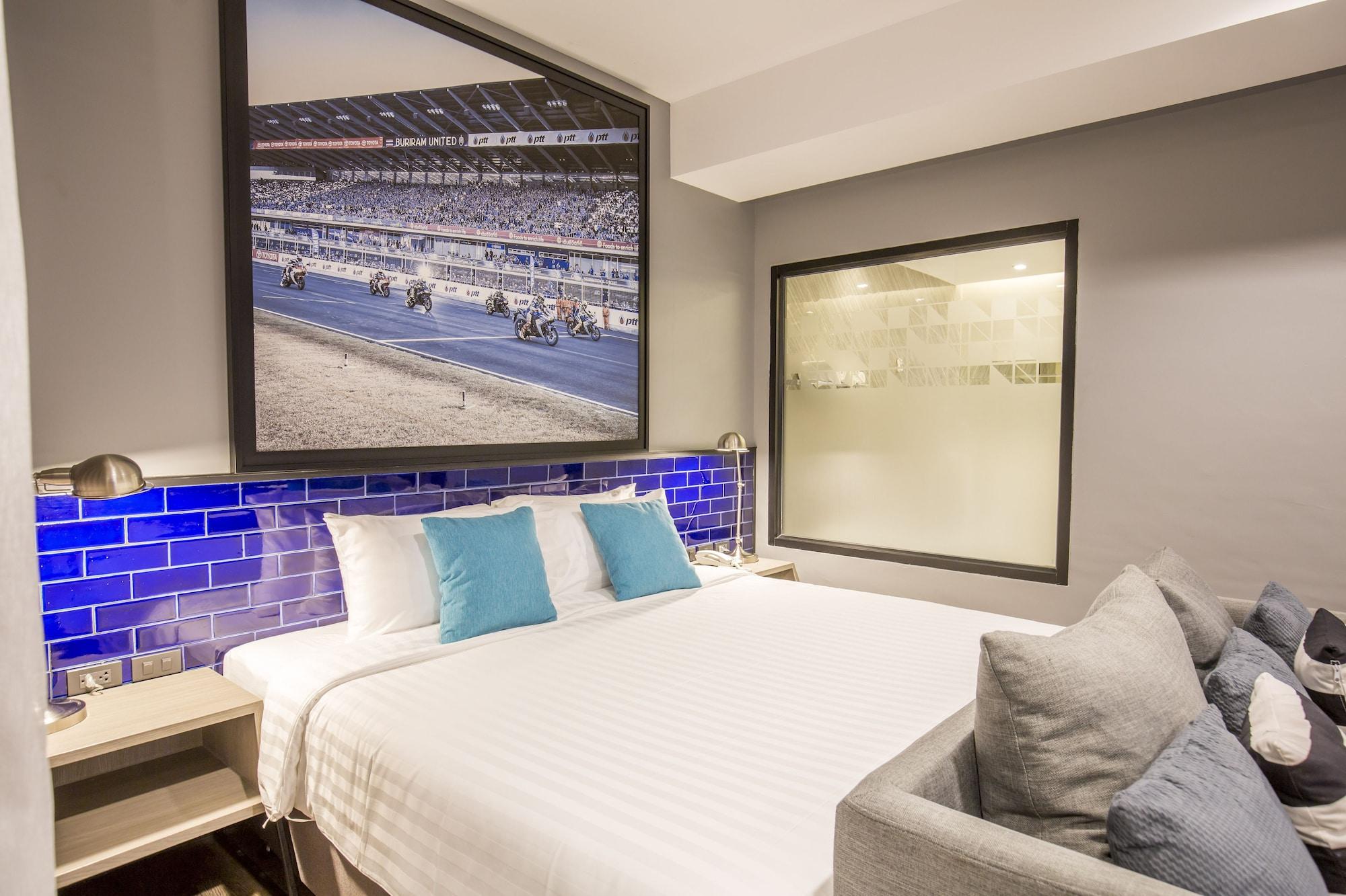 The Crystal Hotel Buriram - Formerly X2 Vibe Buri Ram Eksteriør billede