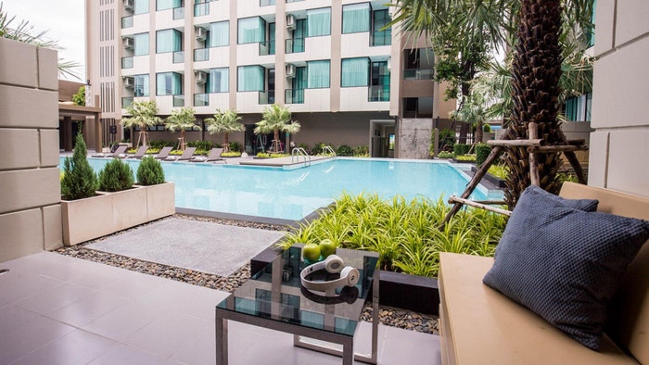 The Crystal Hotel Buriram - Formerly X2 Vibe Buri Ram Eksteriør billede
